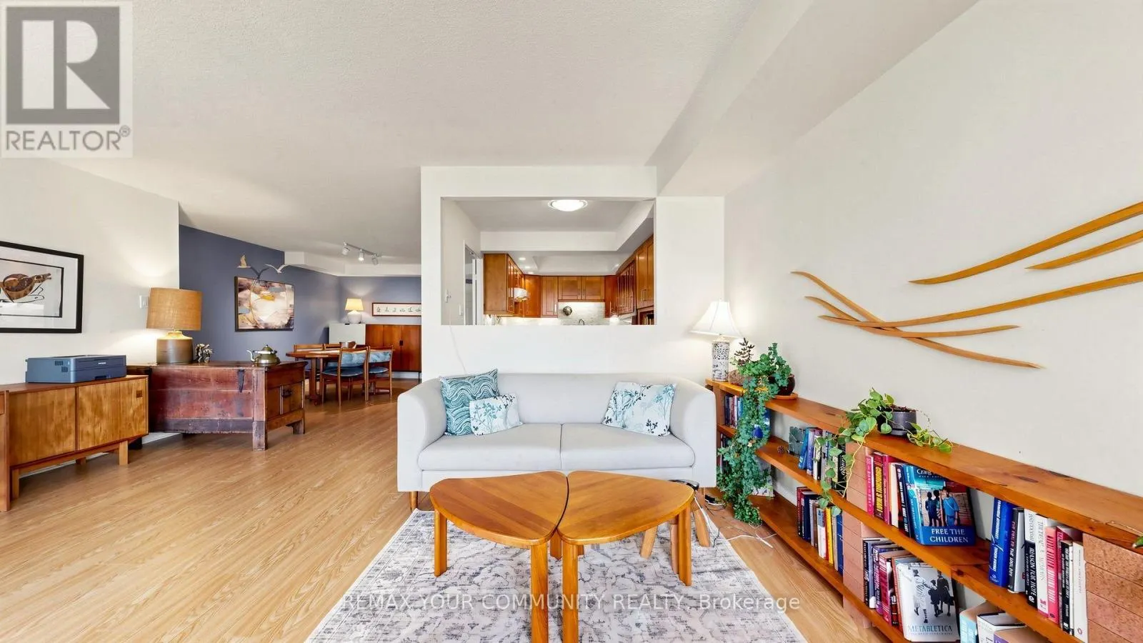 413 - 5 WELDRICK ROAD W