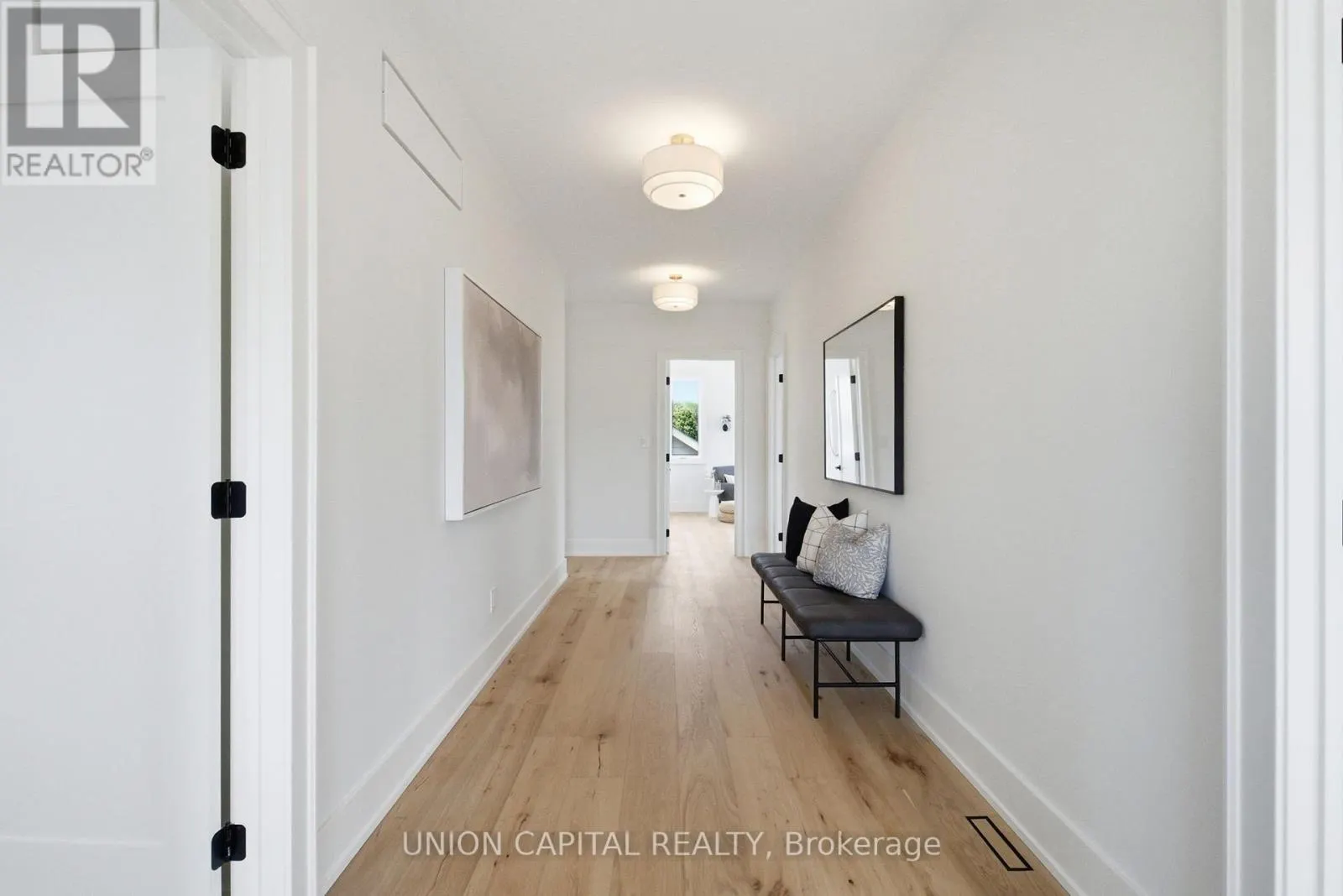 106 HAWTHORN AVENUE