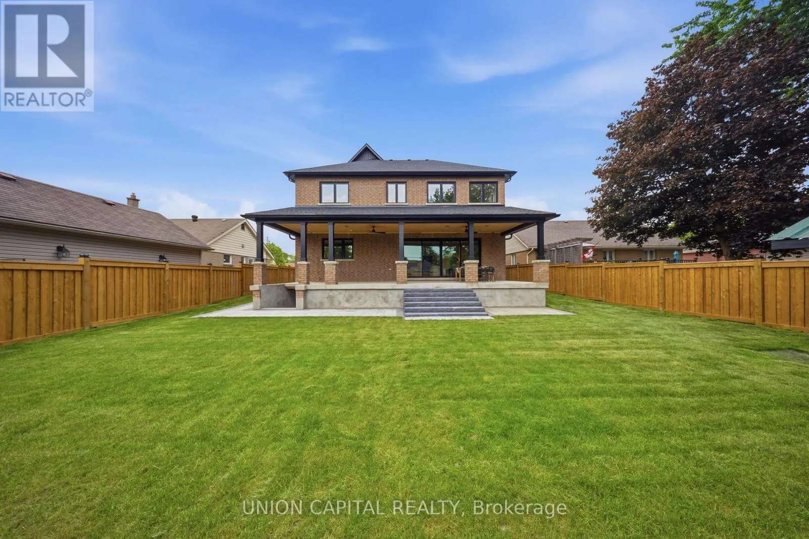 106 HAWTHORN AVENUE