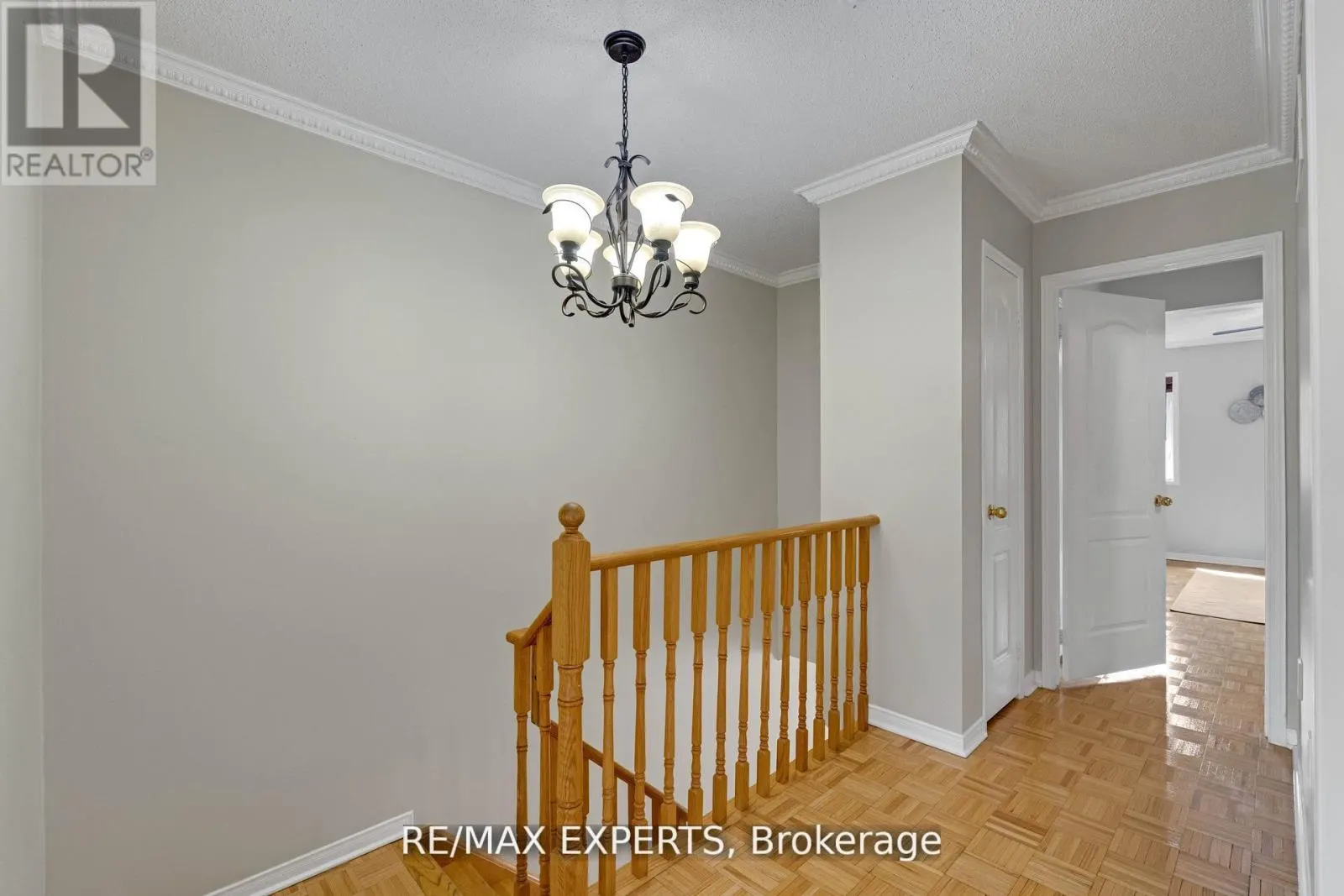 61 - 19 FOXCHASE AVENUE
