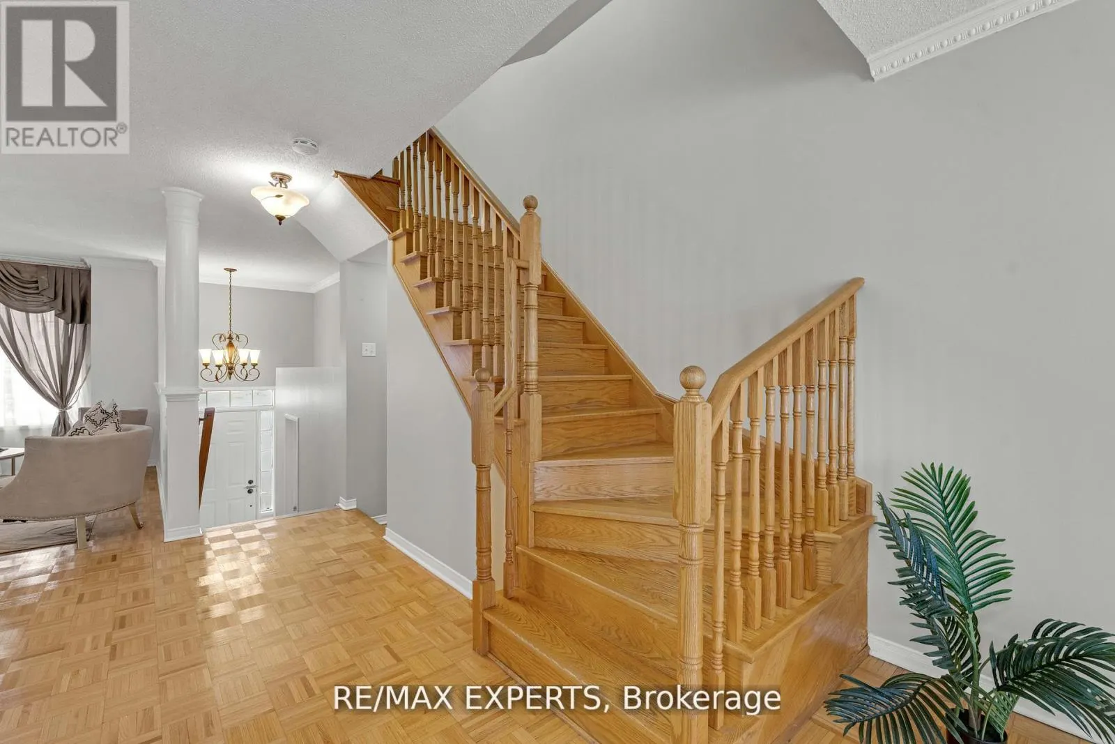 61 - 19 FOXCHASE AVENUE
