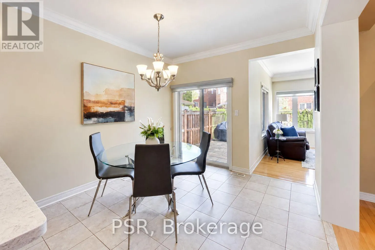 9 WHITE BEACH CRESCENT