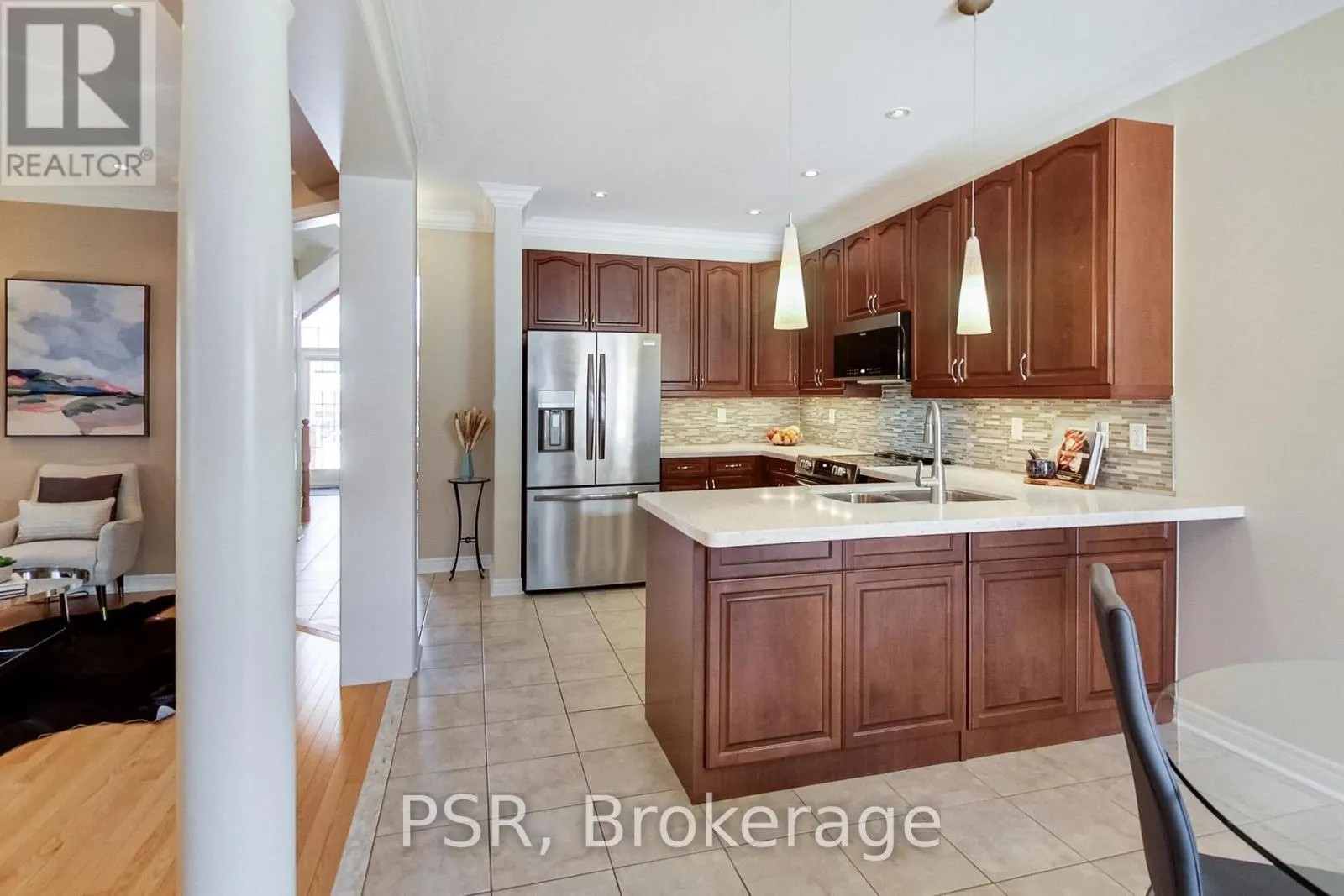 9 WHITE BEACH CRESCENT
