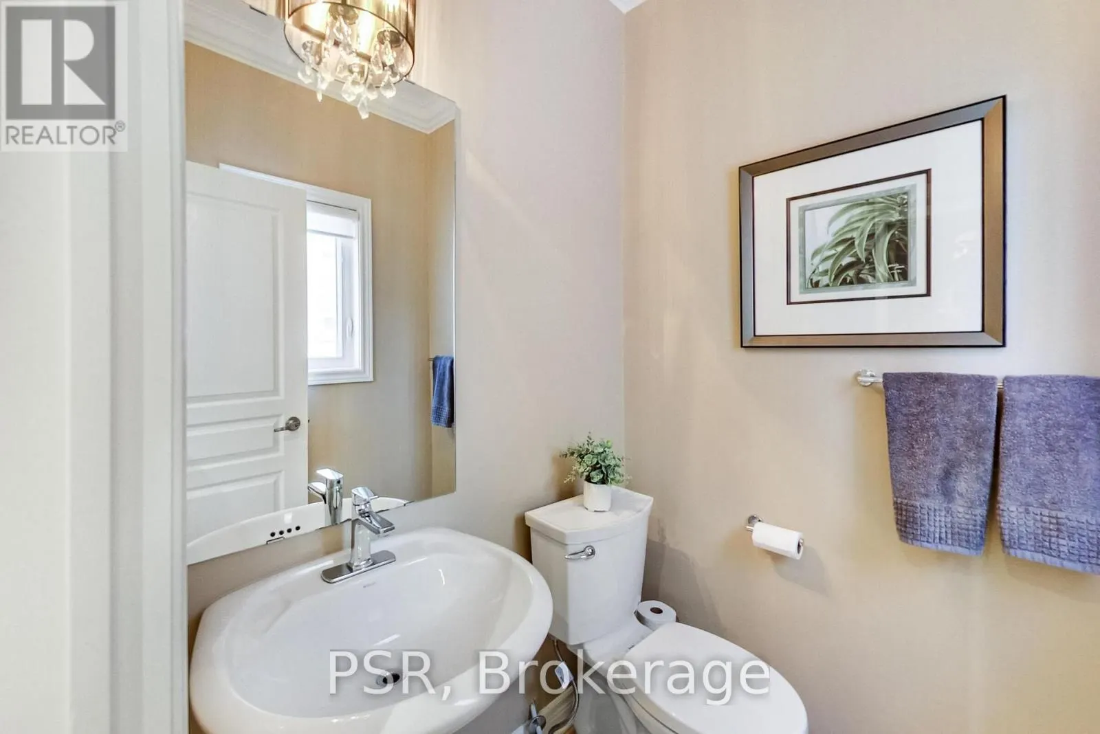 9 WHITE BEACH CRESCENT
