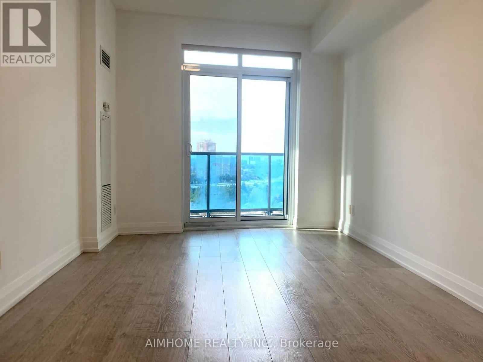 1712 - 7171 YONGE STREET E