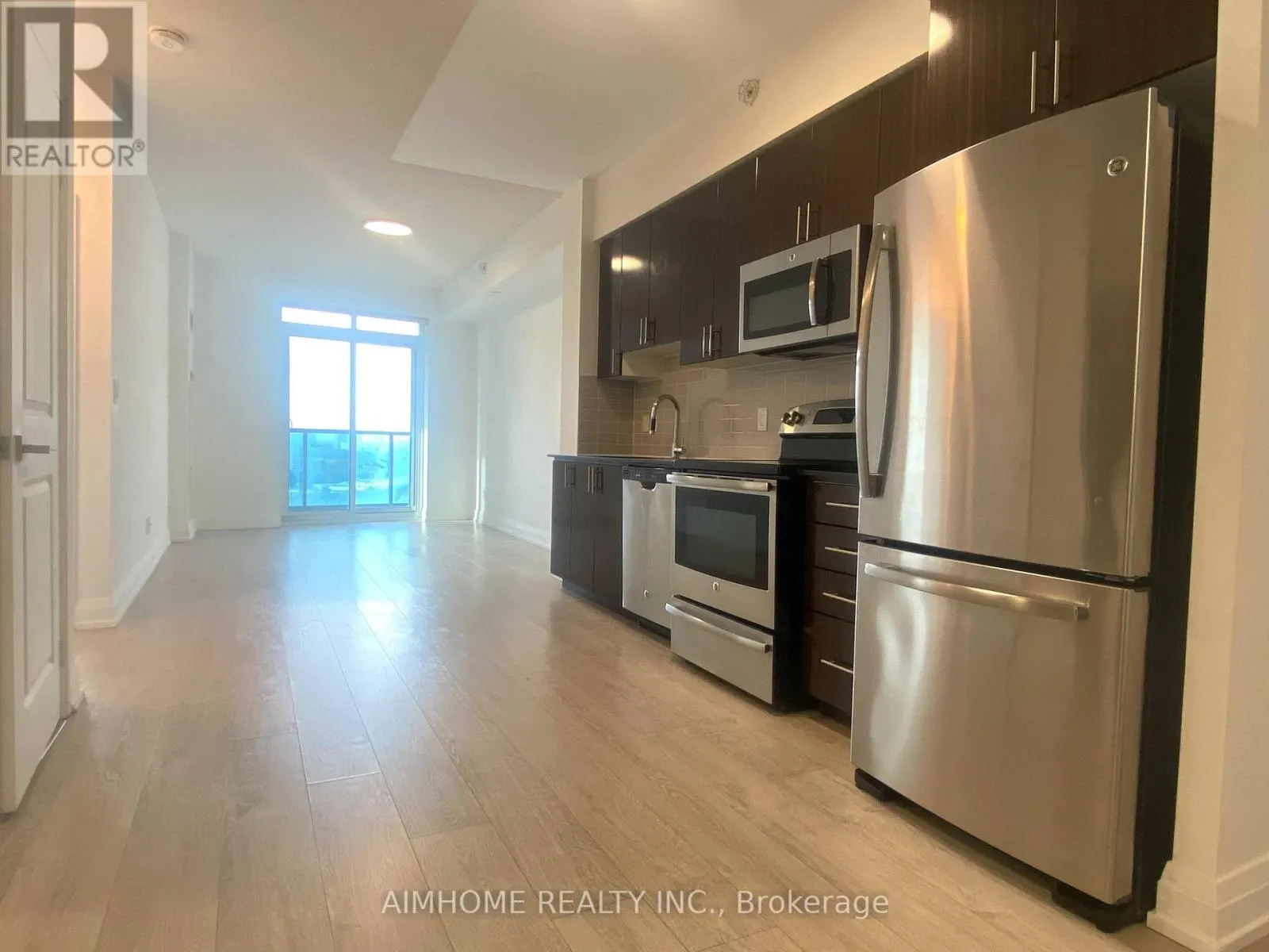 1712 - 7171 YONGE STREET E