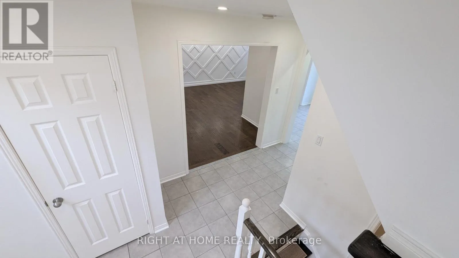 MAIN & UPPER - 5 FARIS STREET