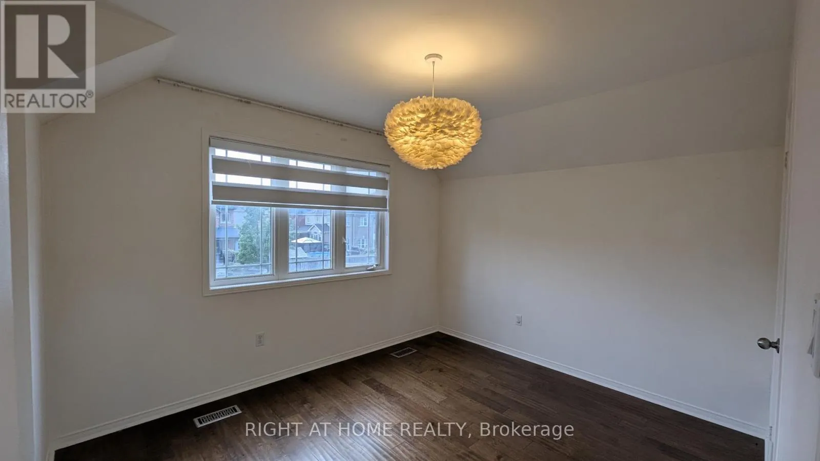 MAIN & UPPER - 5 FARIS STREET
