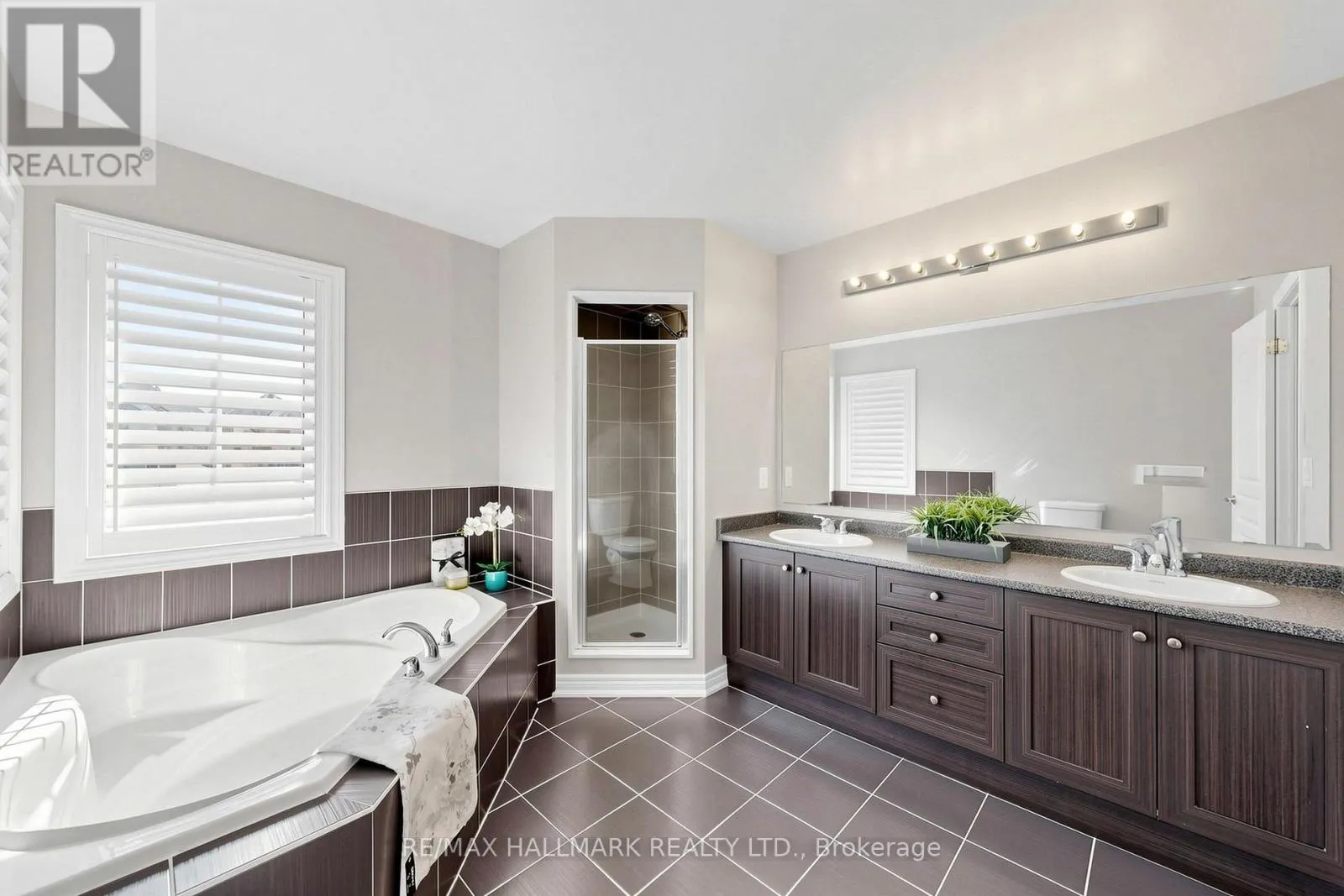 1 BASSVIEW COURT