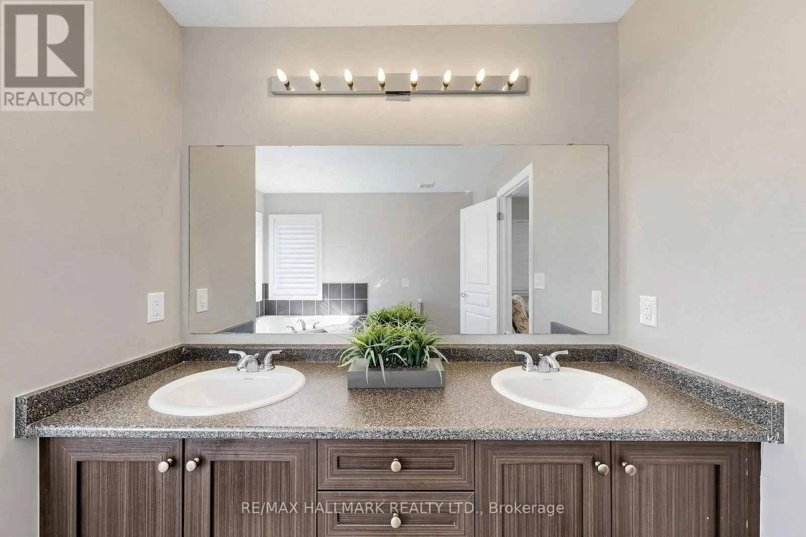 1 BASSVIEW COURT