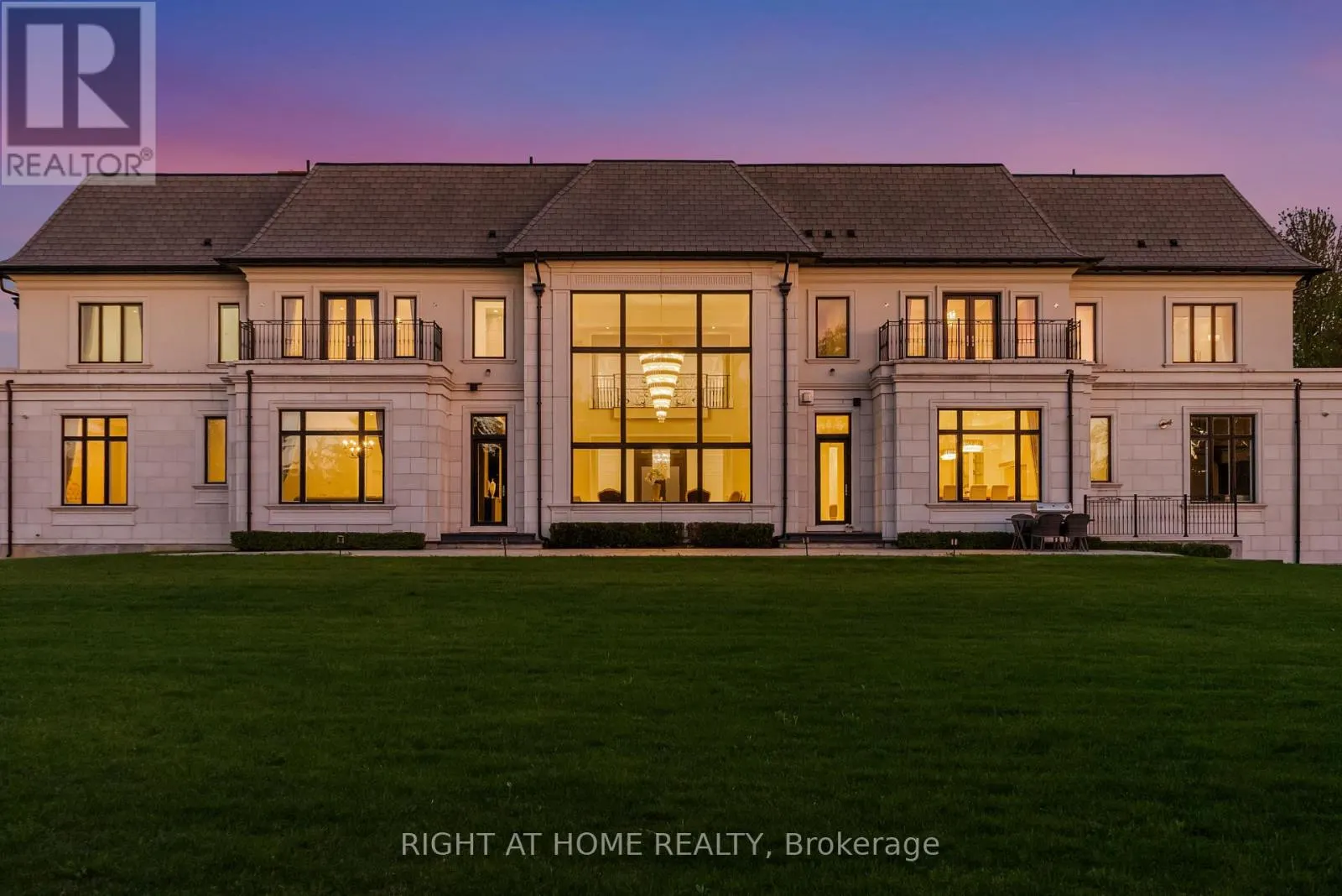 16 SIRONA'S LANE