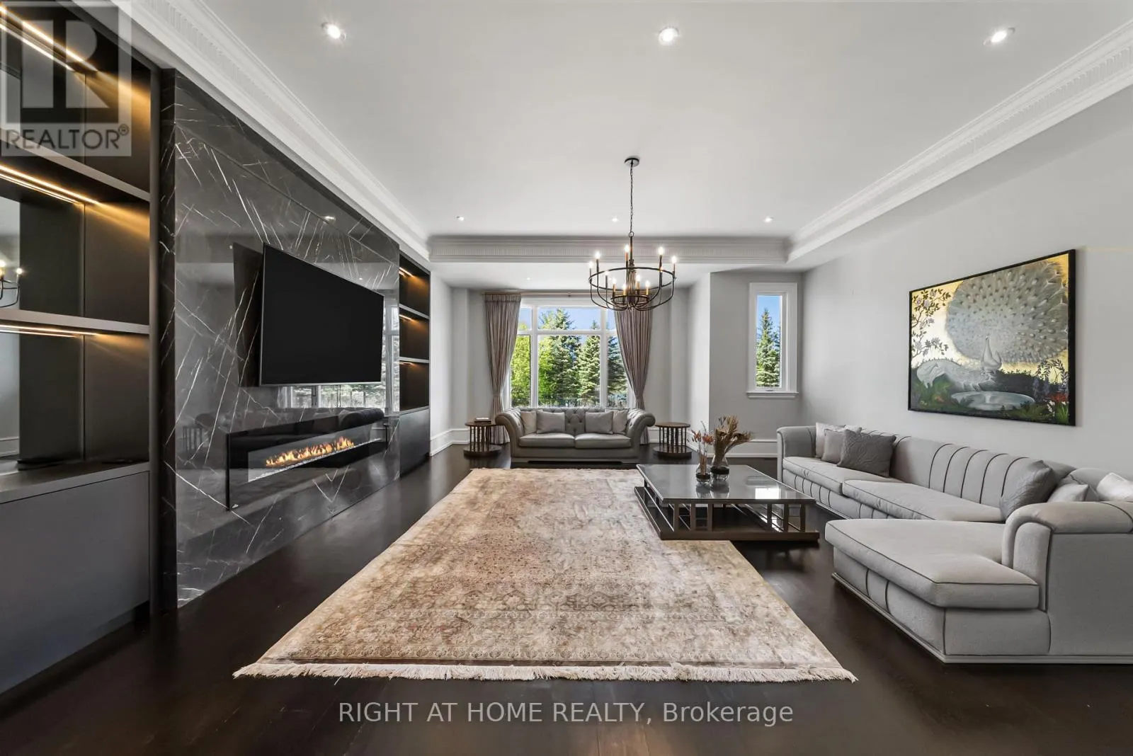 16 SIRONA'S LANE