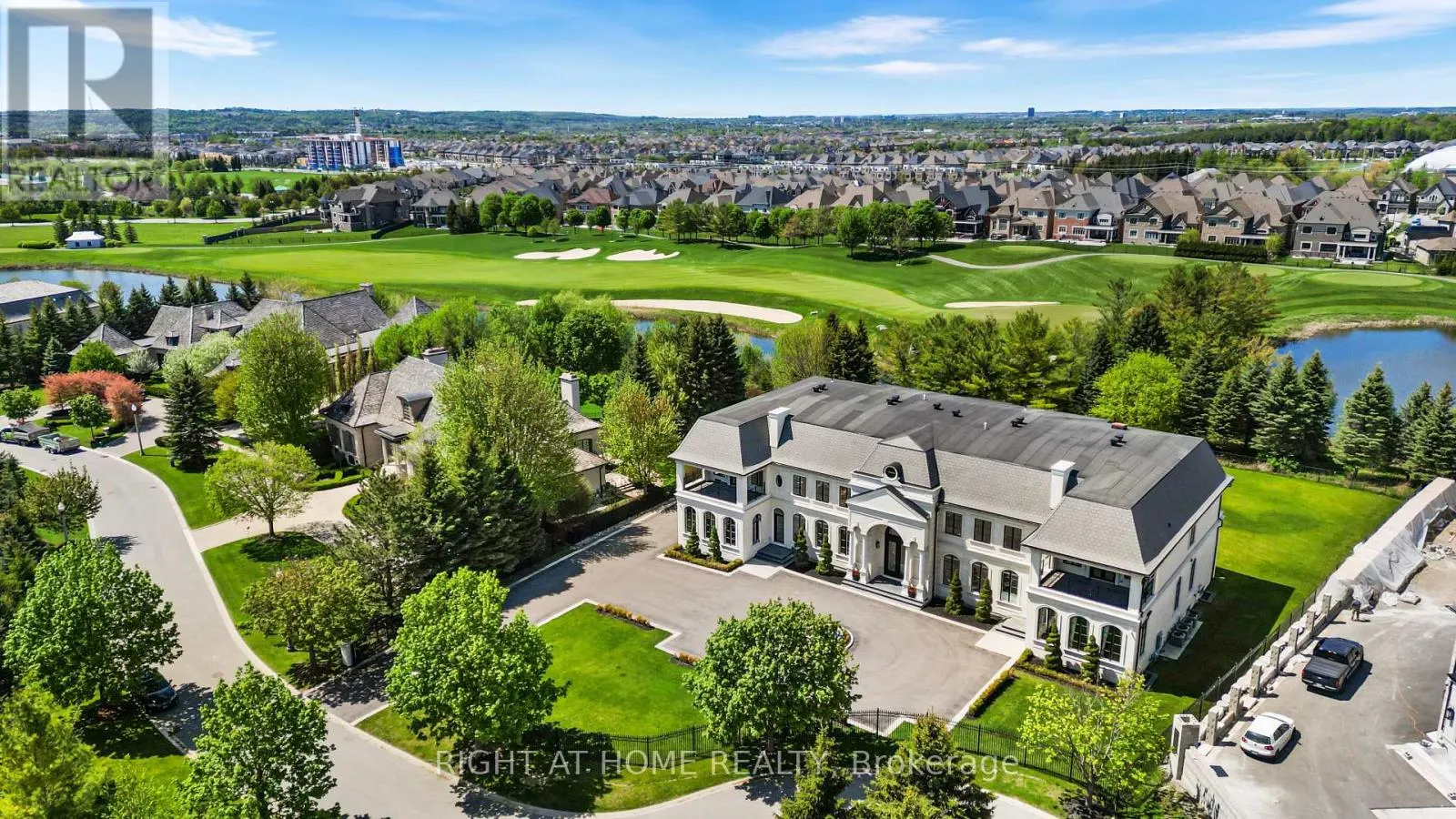 16 SIRONA'S LANE