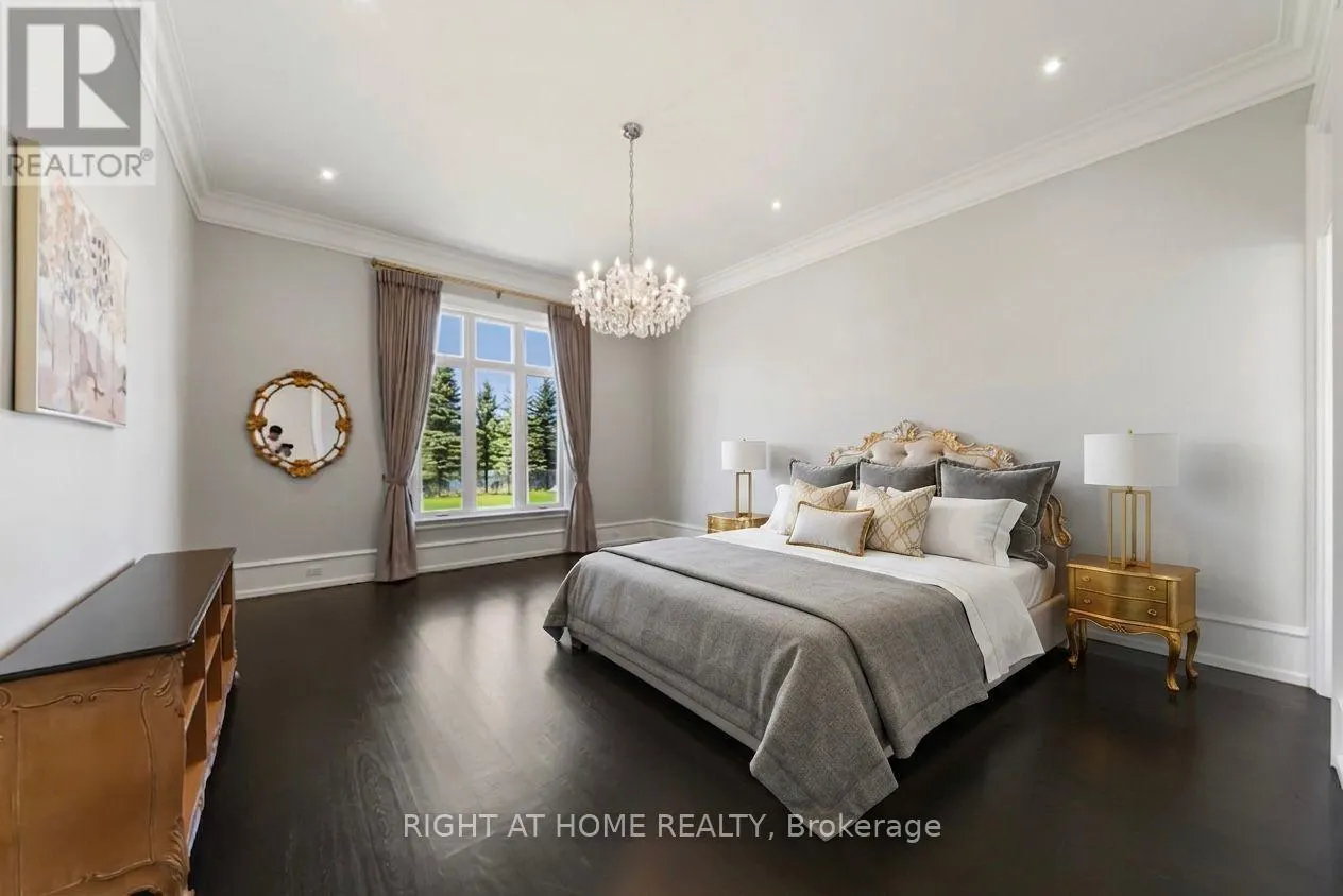 16 SIRONA'S LANE