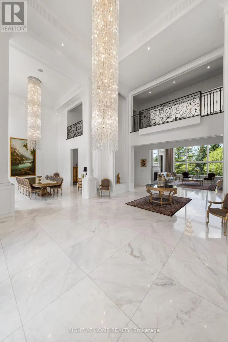 16 SIRONA'S LANE