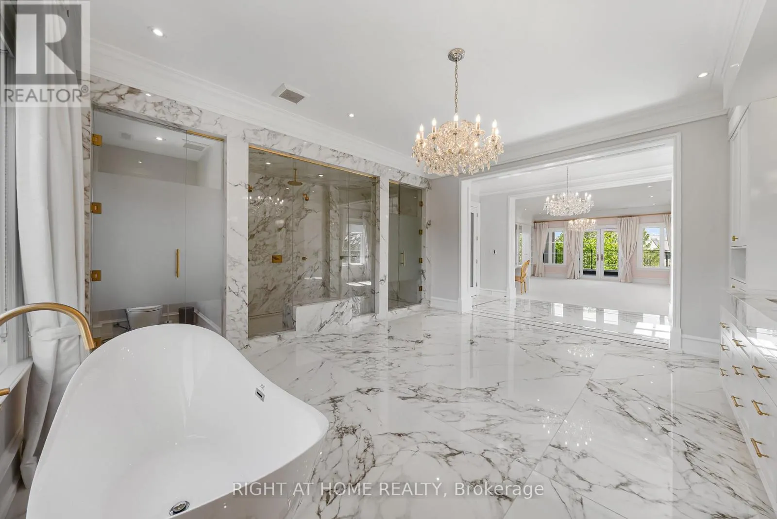 16 SIRONA'S LANE
