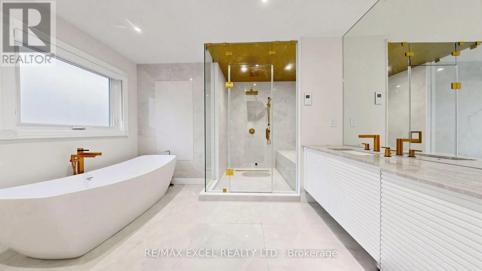 2B TRINITY CRESCENT