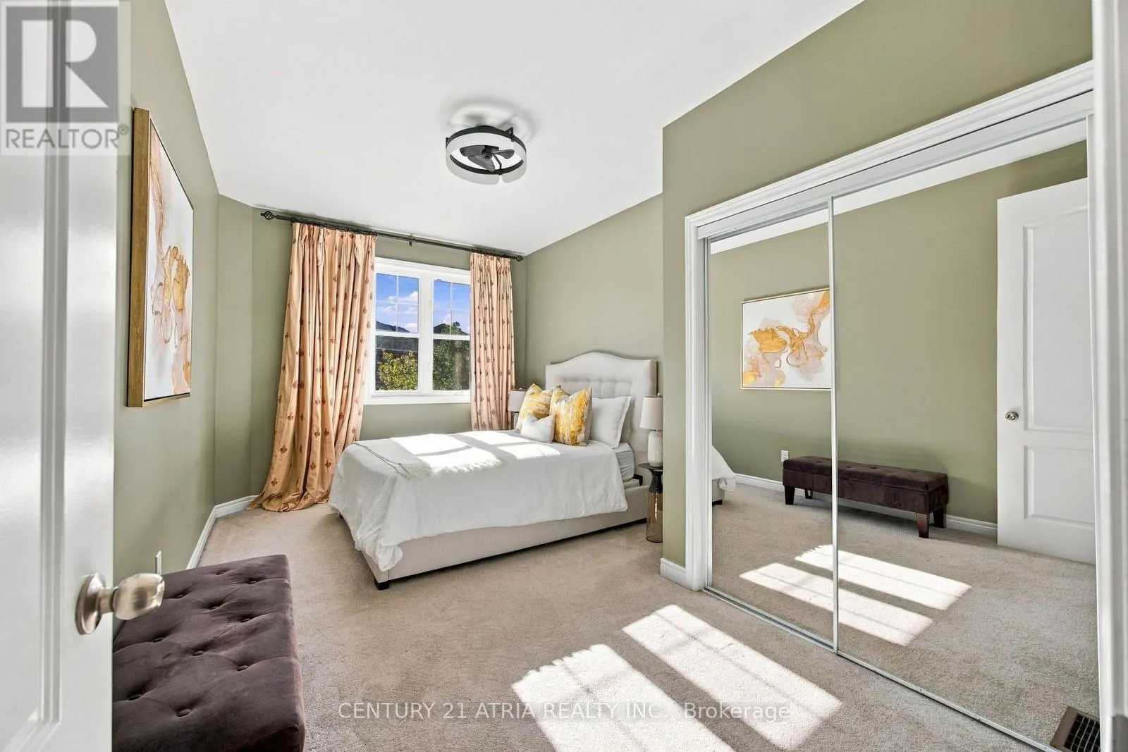48 WILLIAM BOWES BOULEVARD