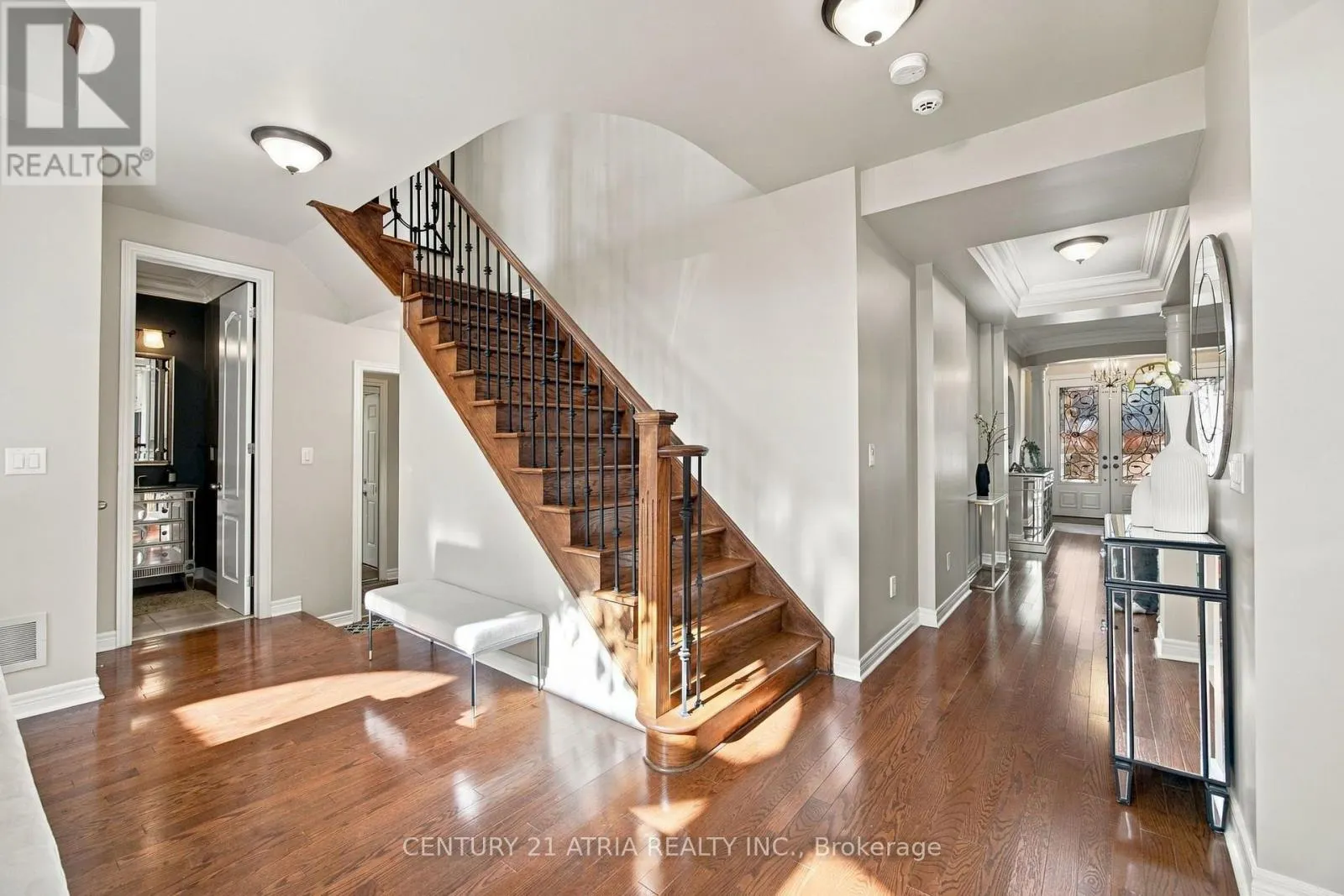 48 WILLIAM BOWES BOULEVARD