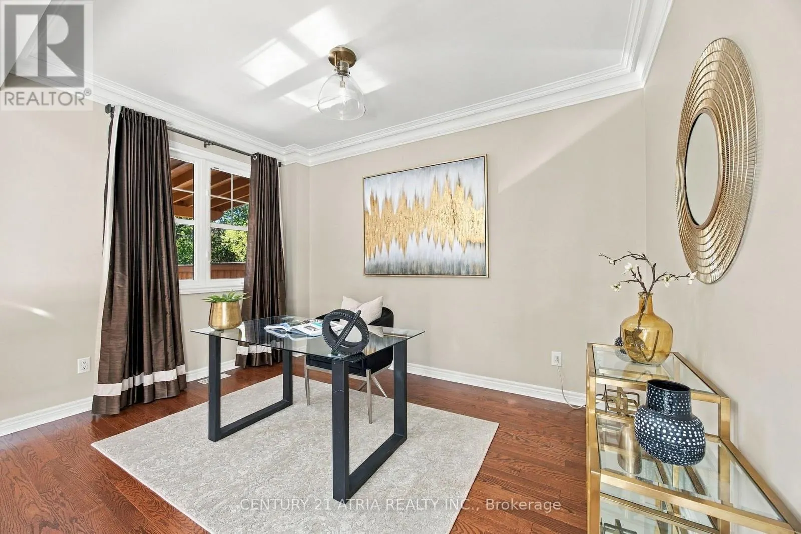 48 WILLIAM BOWES BOULEVARD