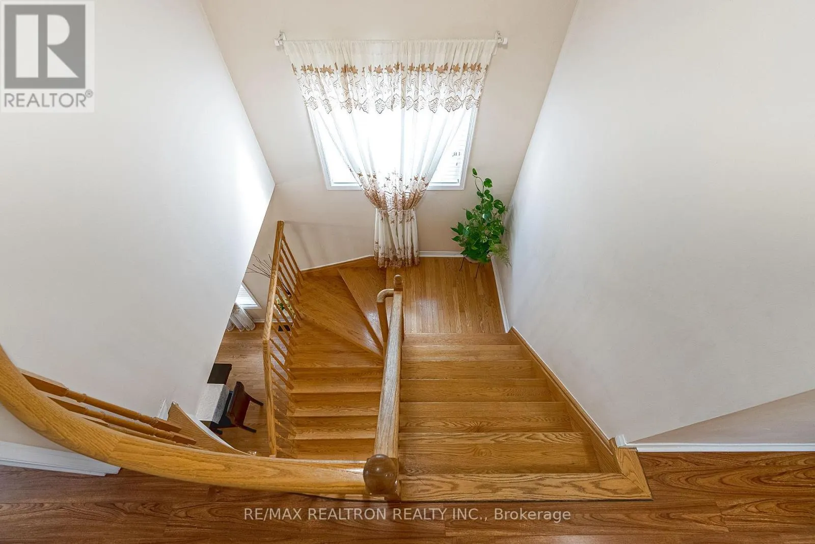 15 BRUMSTEAD DRIVE N