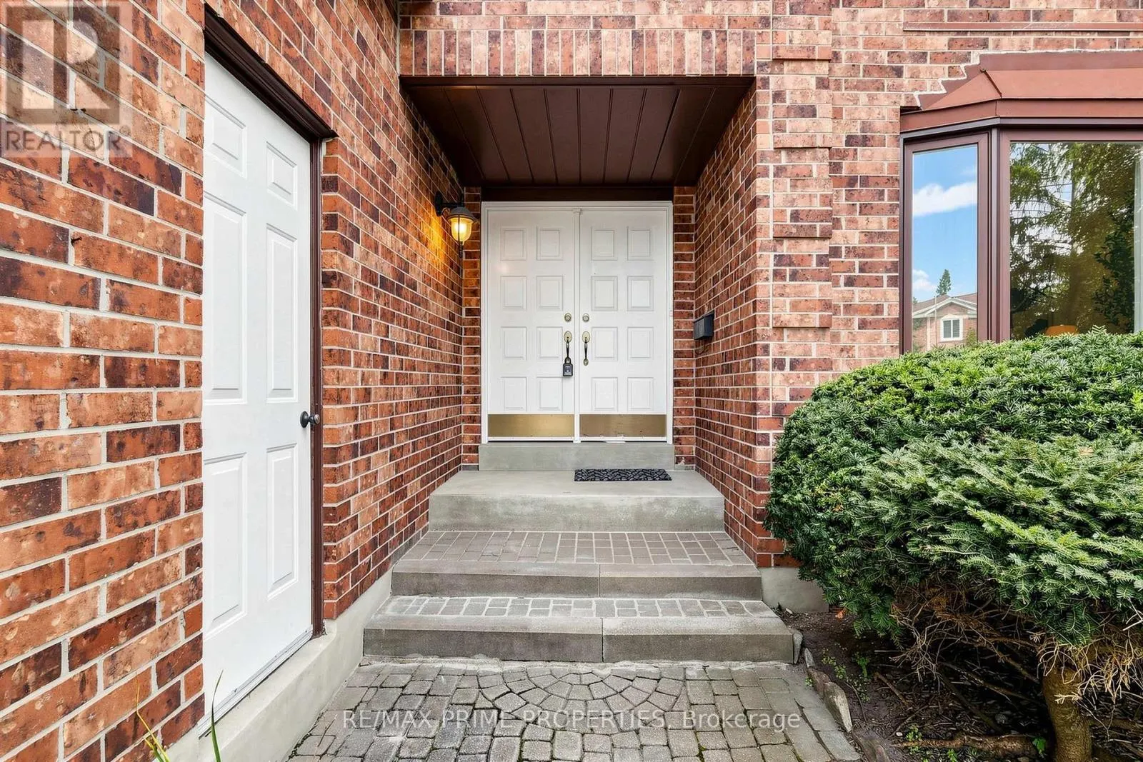 105 TILMAN CIRCLE