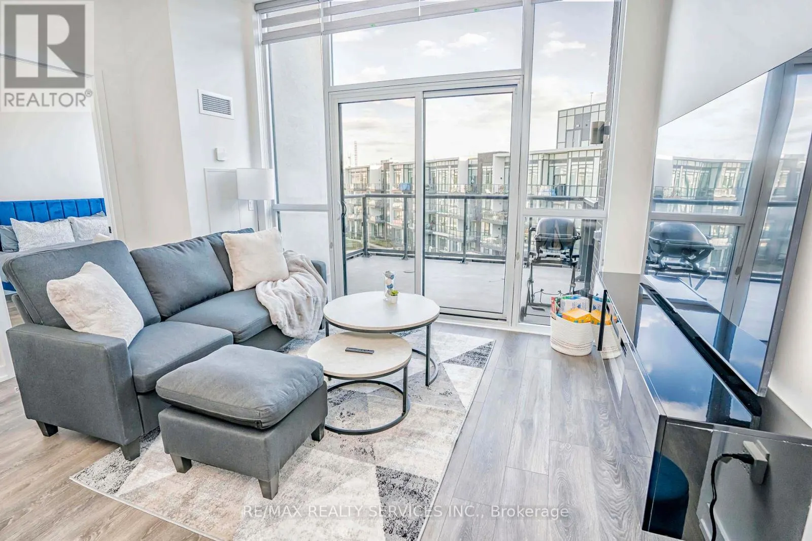 403 - 415 SEA RAY AVENUE