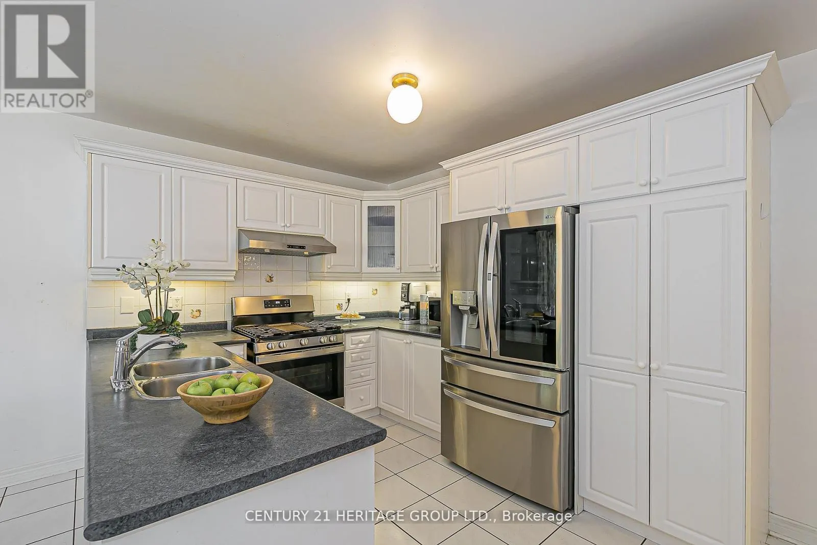 29 EMINENCE ROAD