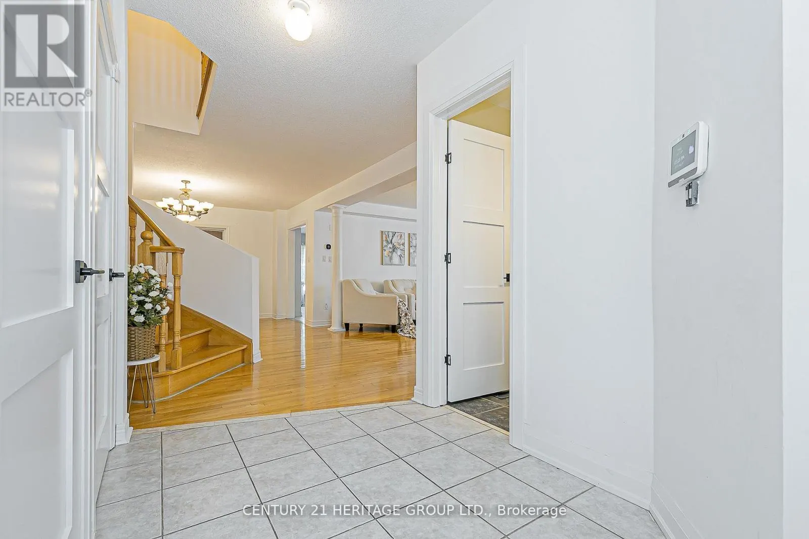 29 EMINENCE ROAD