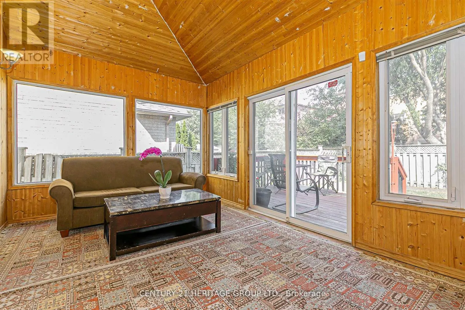 29 EMINENCE ROAD