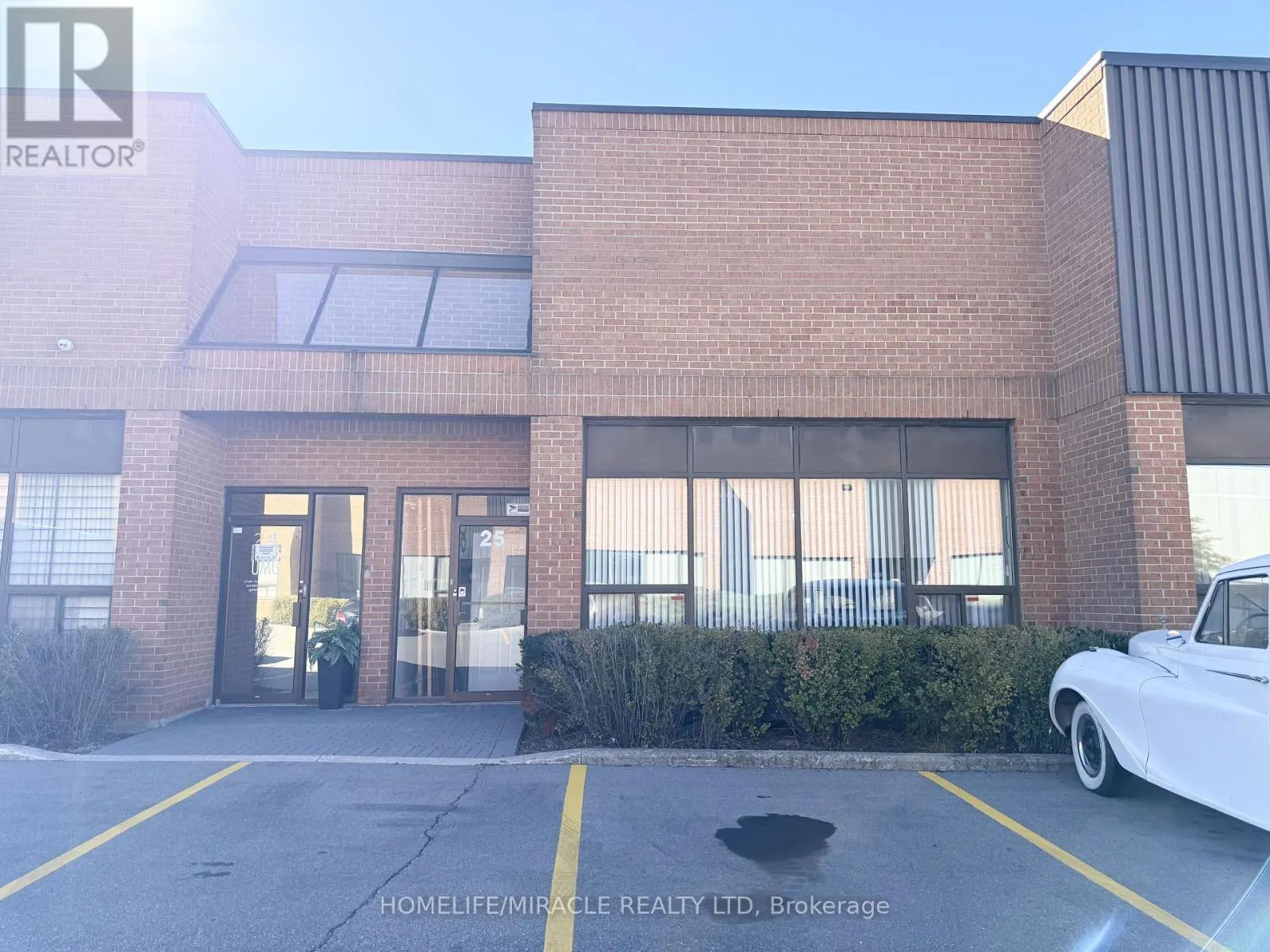 25 - 40 PIPPIN ROAD