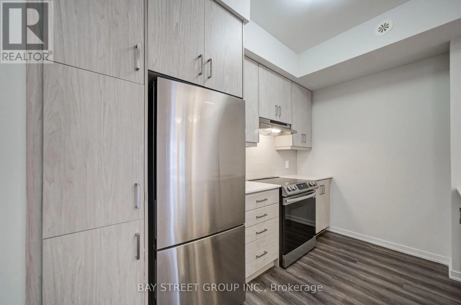 TH3 - 11 HONEYCRISP CRESCENT