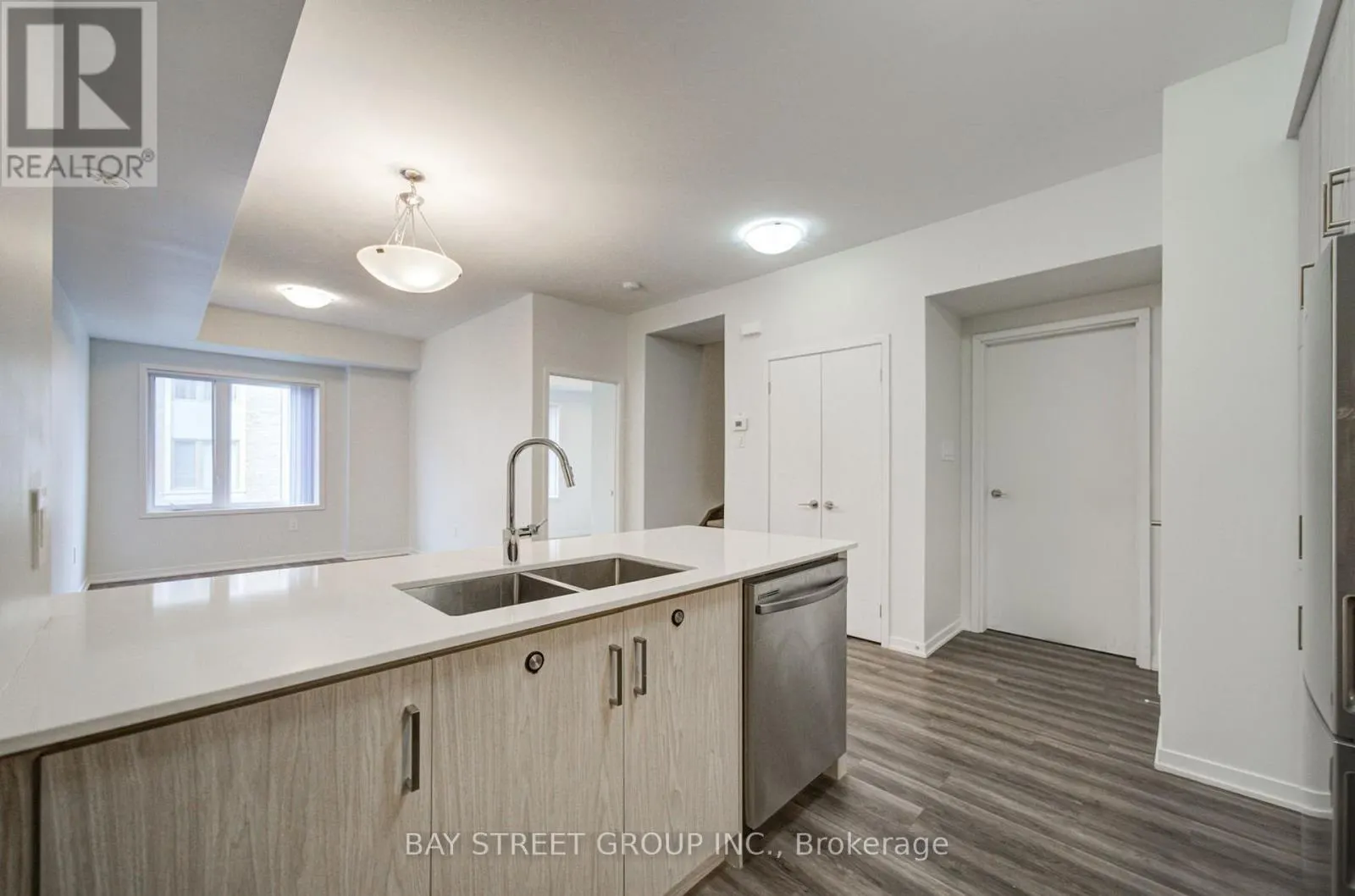TH3 - 11 HONEYCRISP CRESCENT