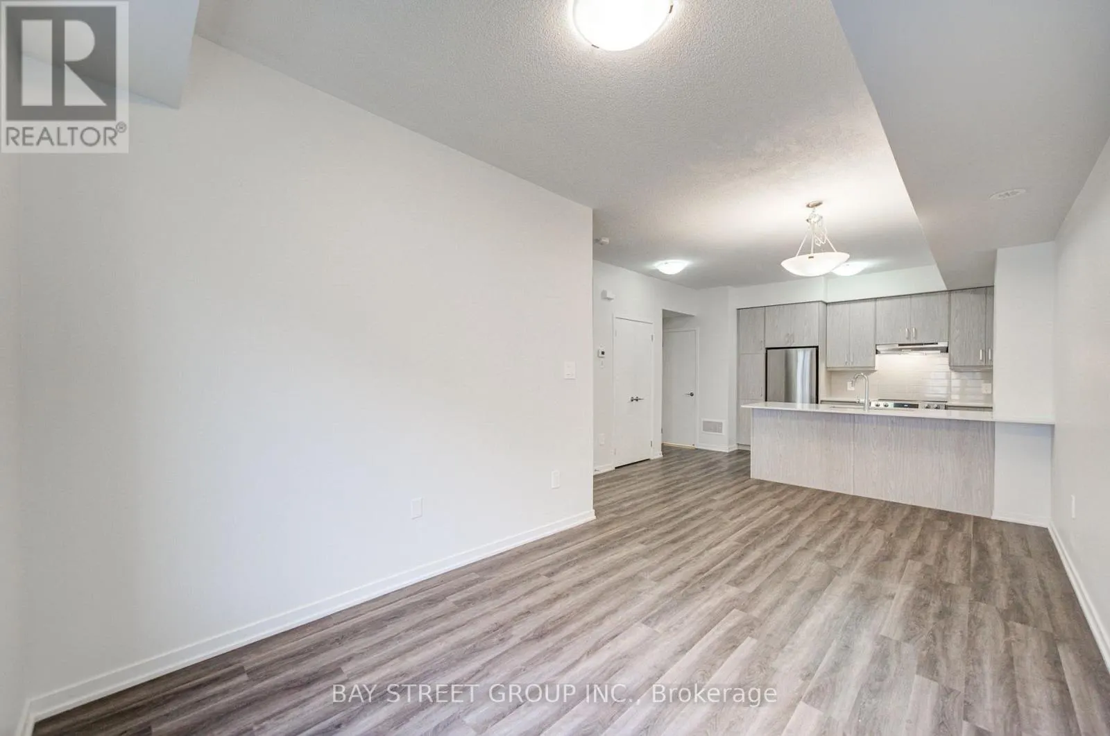 TH3 - 11 HONEYCRISP CRESCENT