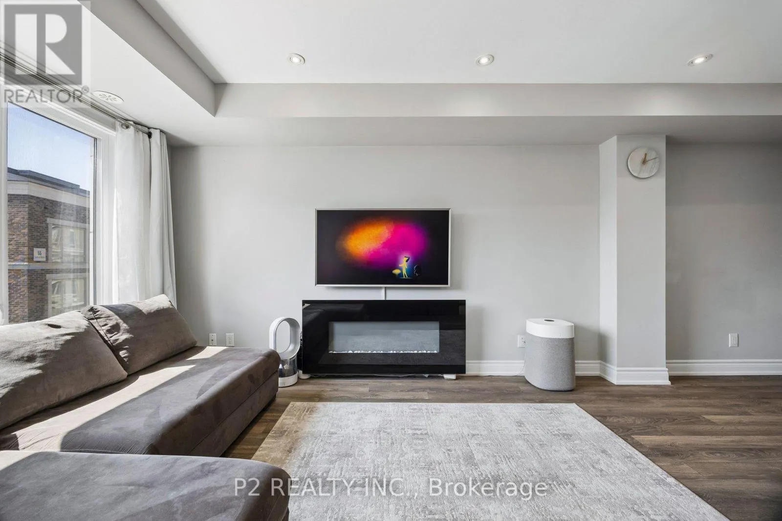 608 - 50 DUNSHEATH WAY