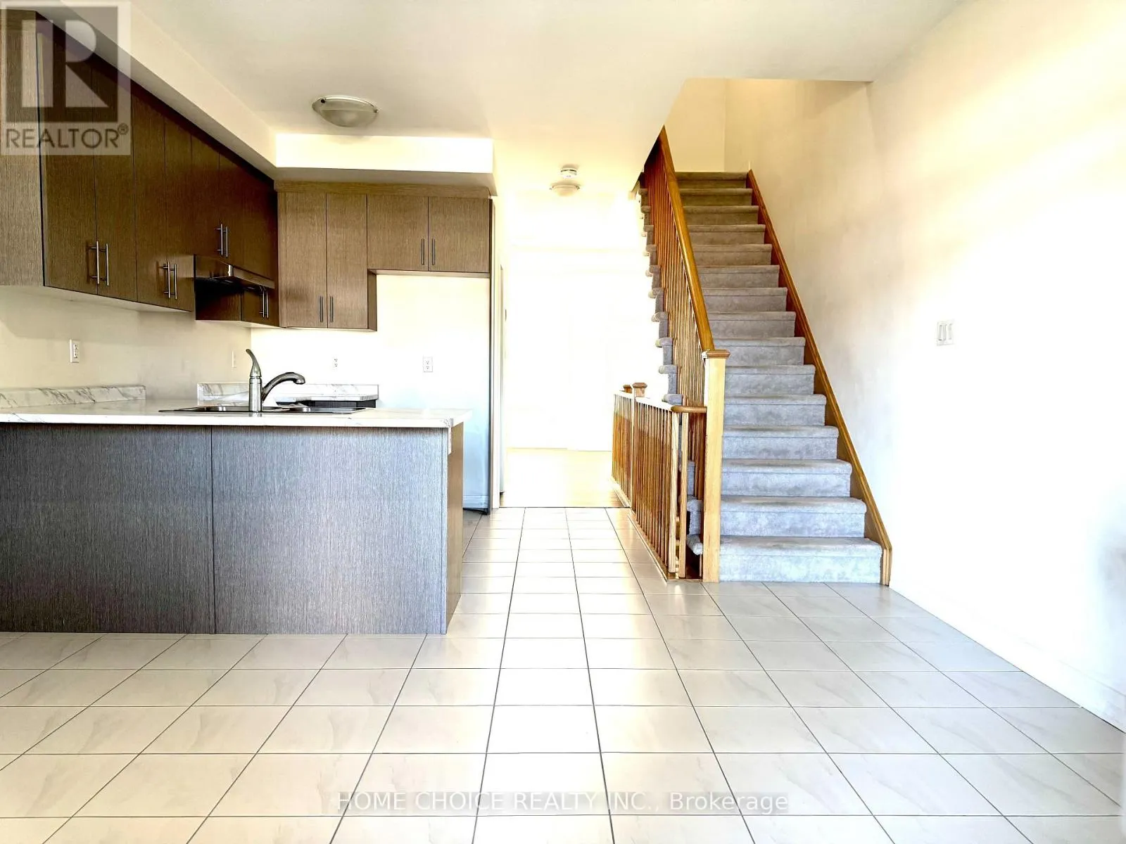 47 SAIGEN LANE
