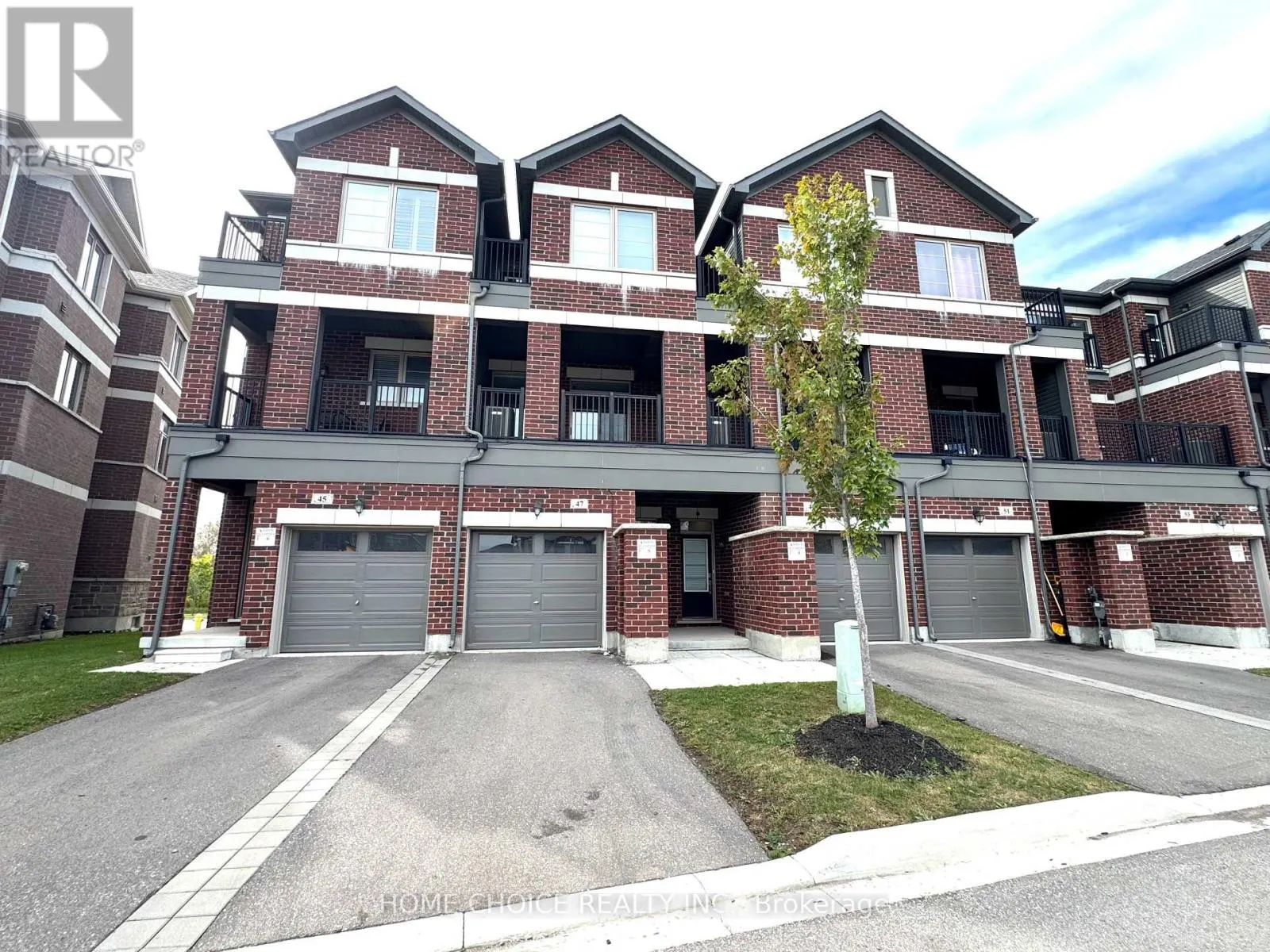 47 SAIGEN LANE