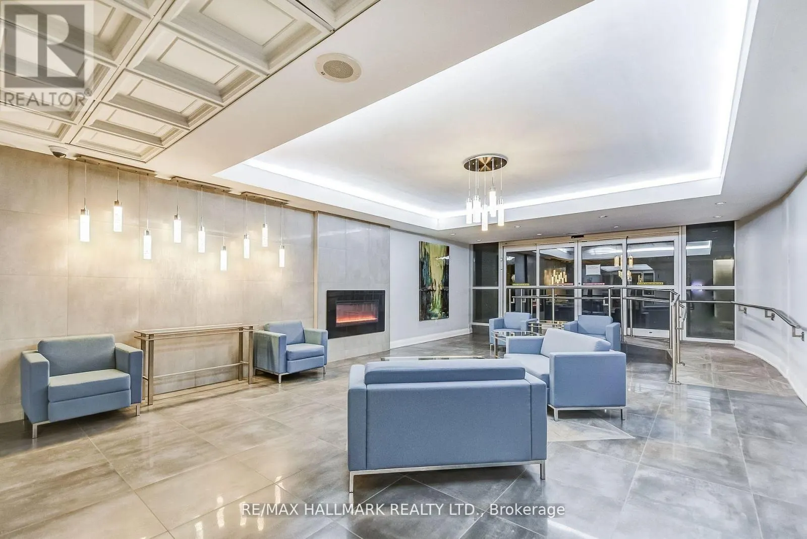 1211 - 20 HARDING BOULEVARD W