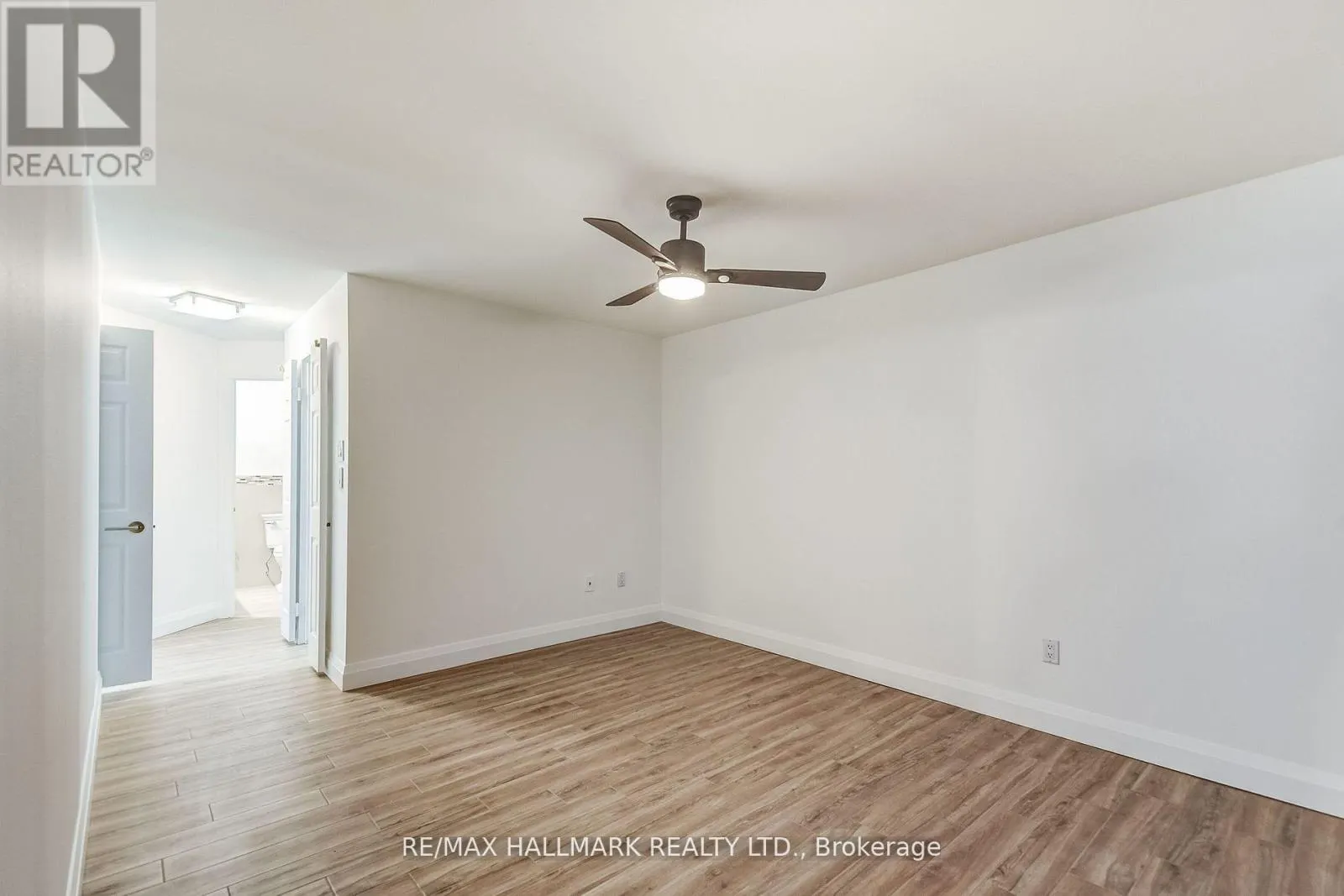 1211 - 20 HARDING BOULEVARD W