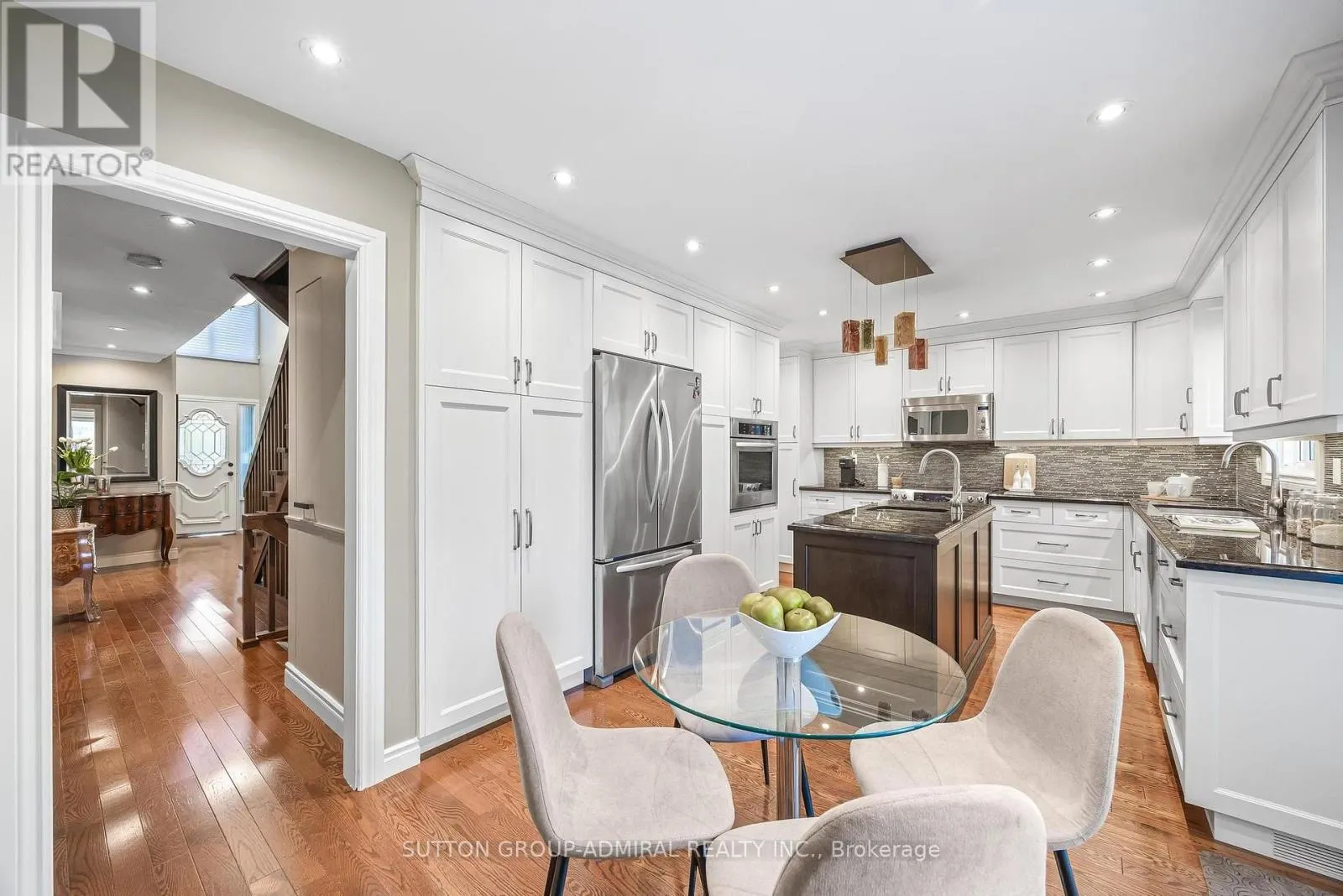 49 HETHERINGTON CRESCENT