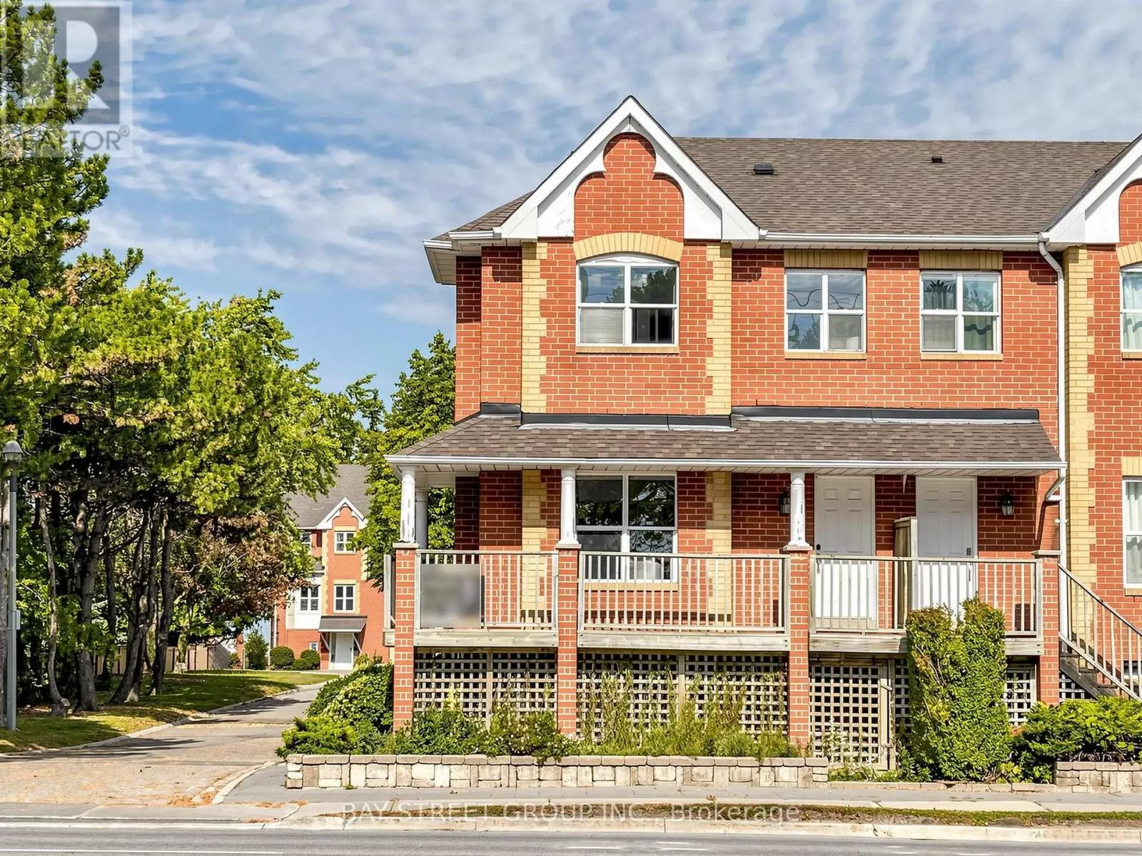 1 MAPLE PARK WAY