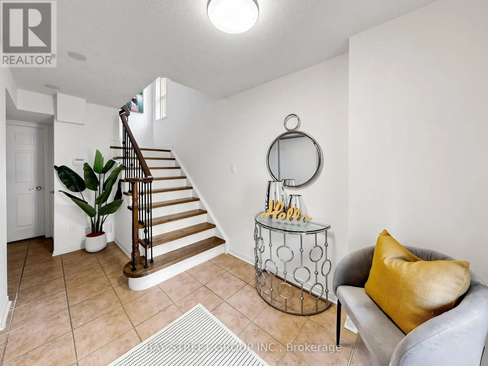 1 MAPLE PARK WAY