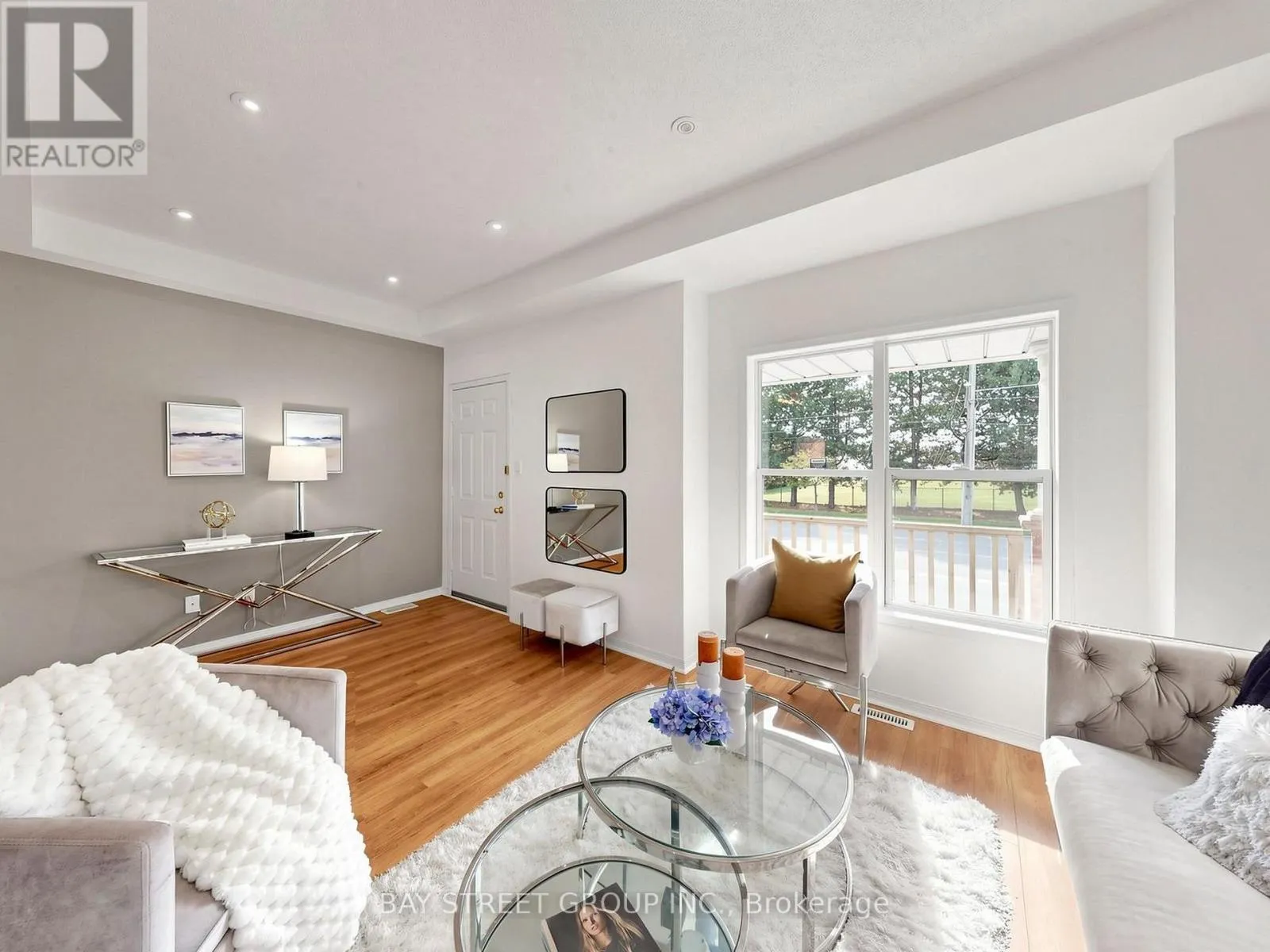 1 MAPLE PARK WAY