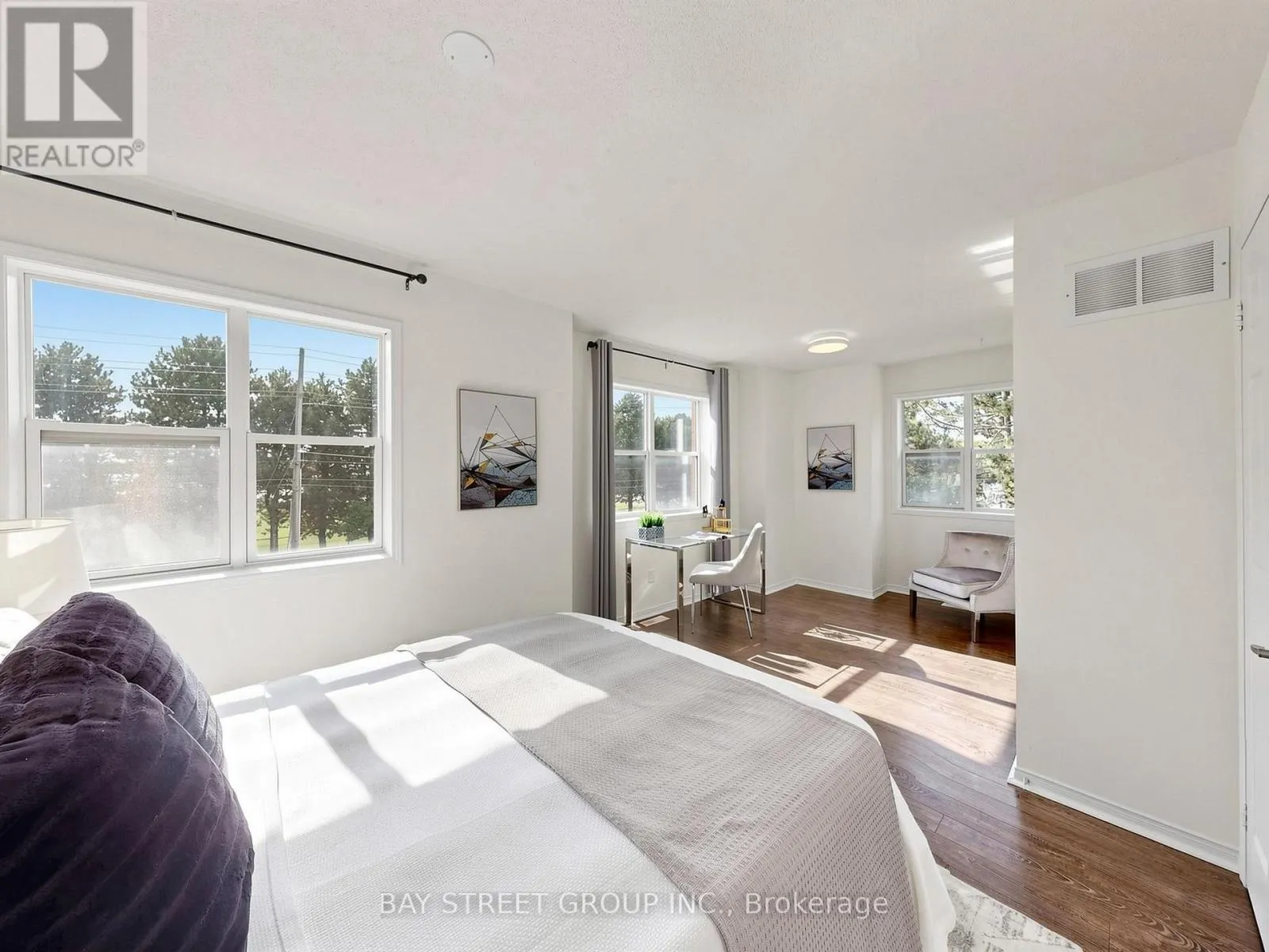 1 MAPLE PARK WAY