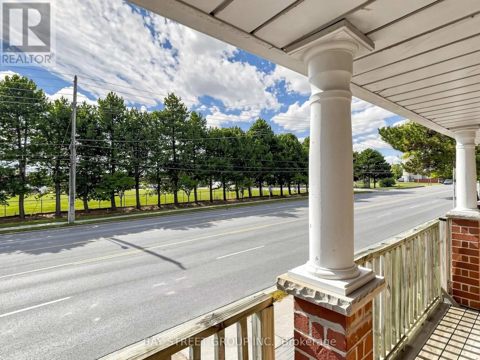 1 MAPLE PARK WAY