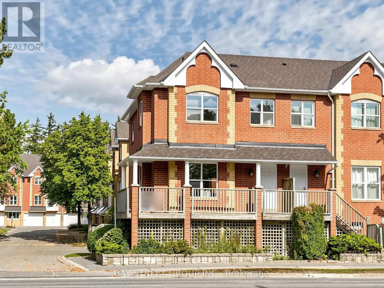 1 MAPLE PARK WAY