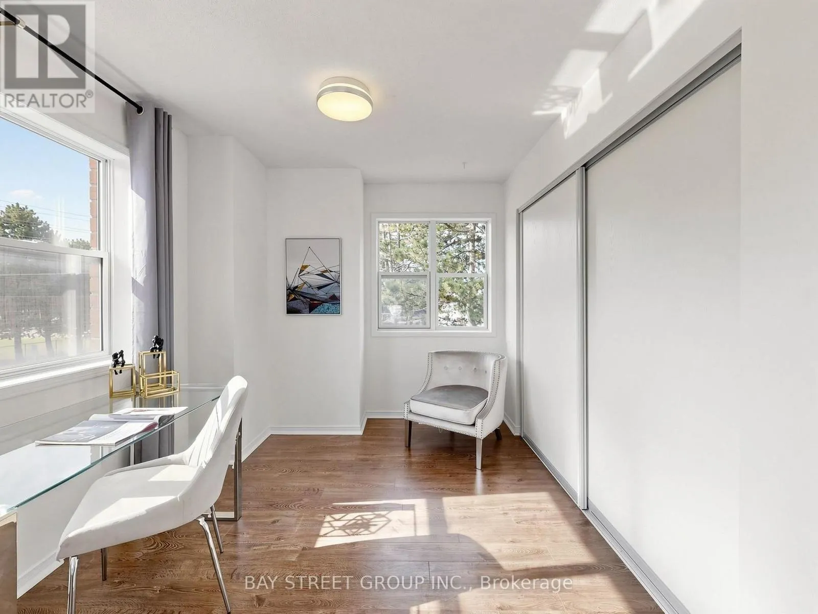 1 MAPLE PARK WAY