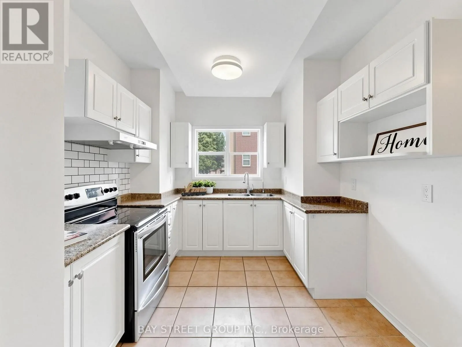 1 MAPLE PARK WAY
