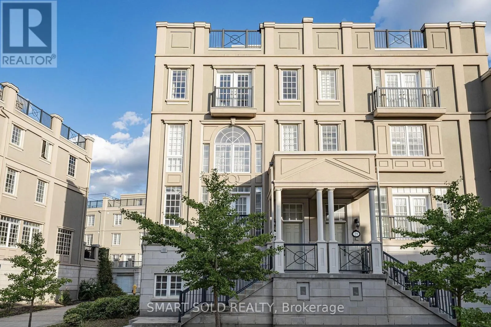 31 LORD DURHAM ROAD
