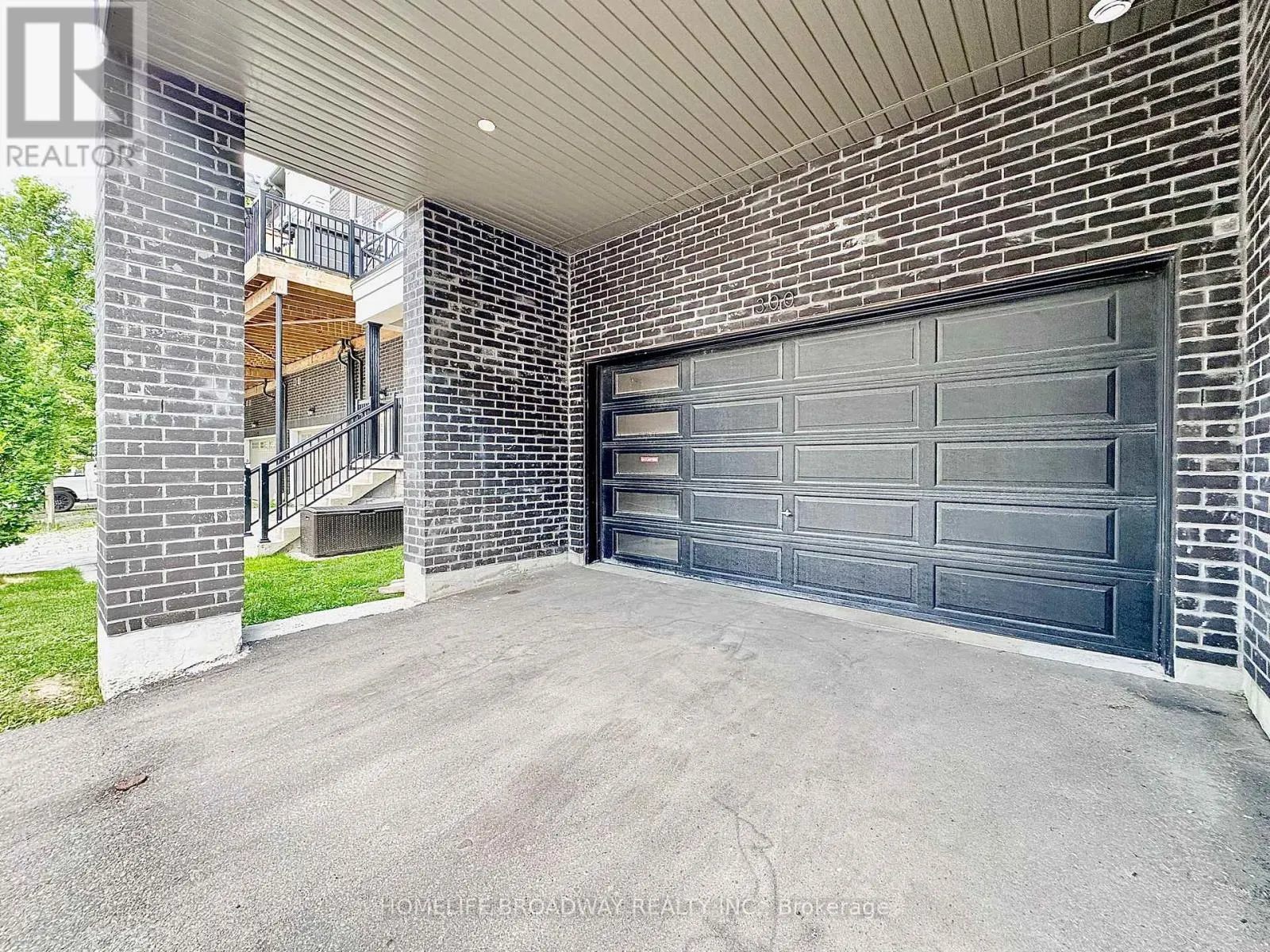 300 KING ROAD